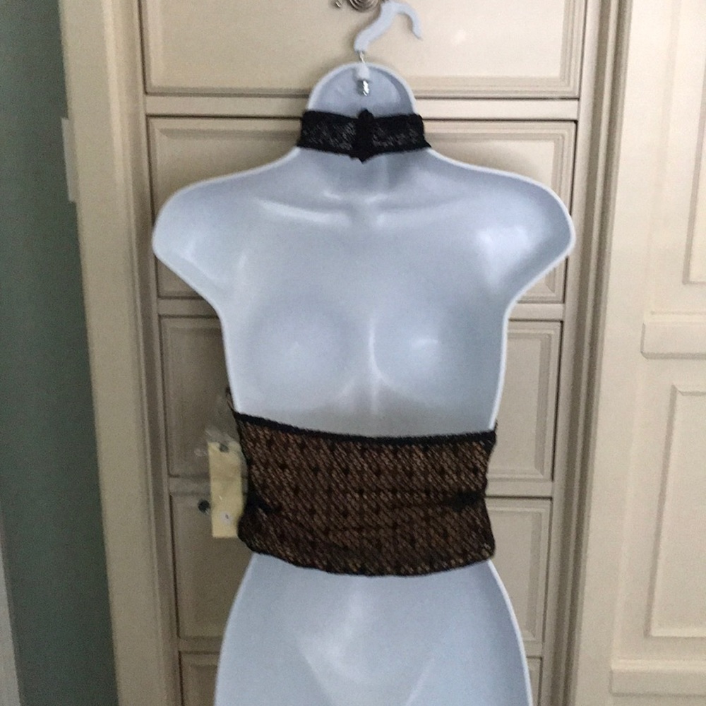 COPY - Nightcap Semi Cropped halter🌻🌻🌻 - Picture 4 of 6